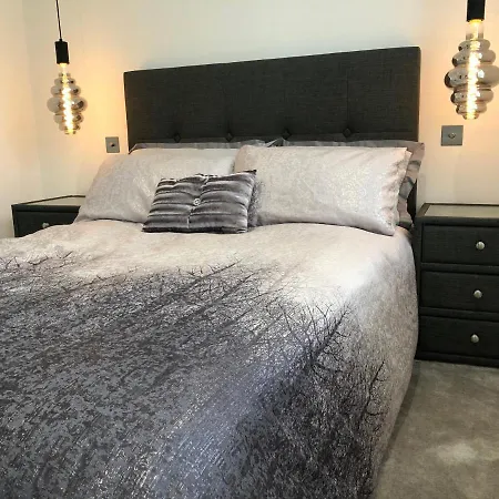 Contemporary 2 Bedroom Eco With A Twist